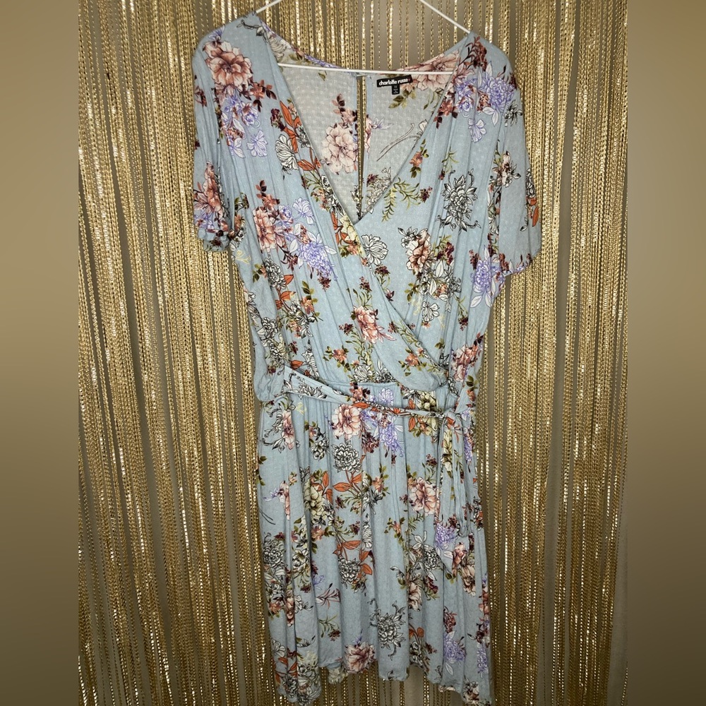 Charlotte Russe crepey light blue floral tie waist short sleeve faux wrap dress